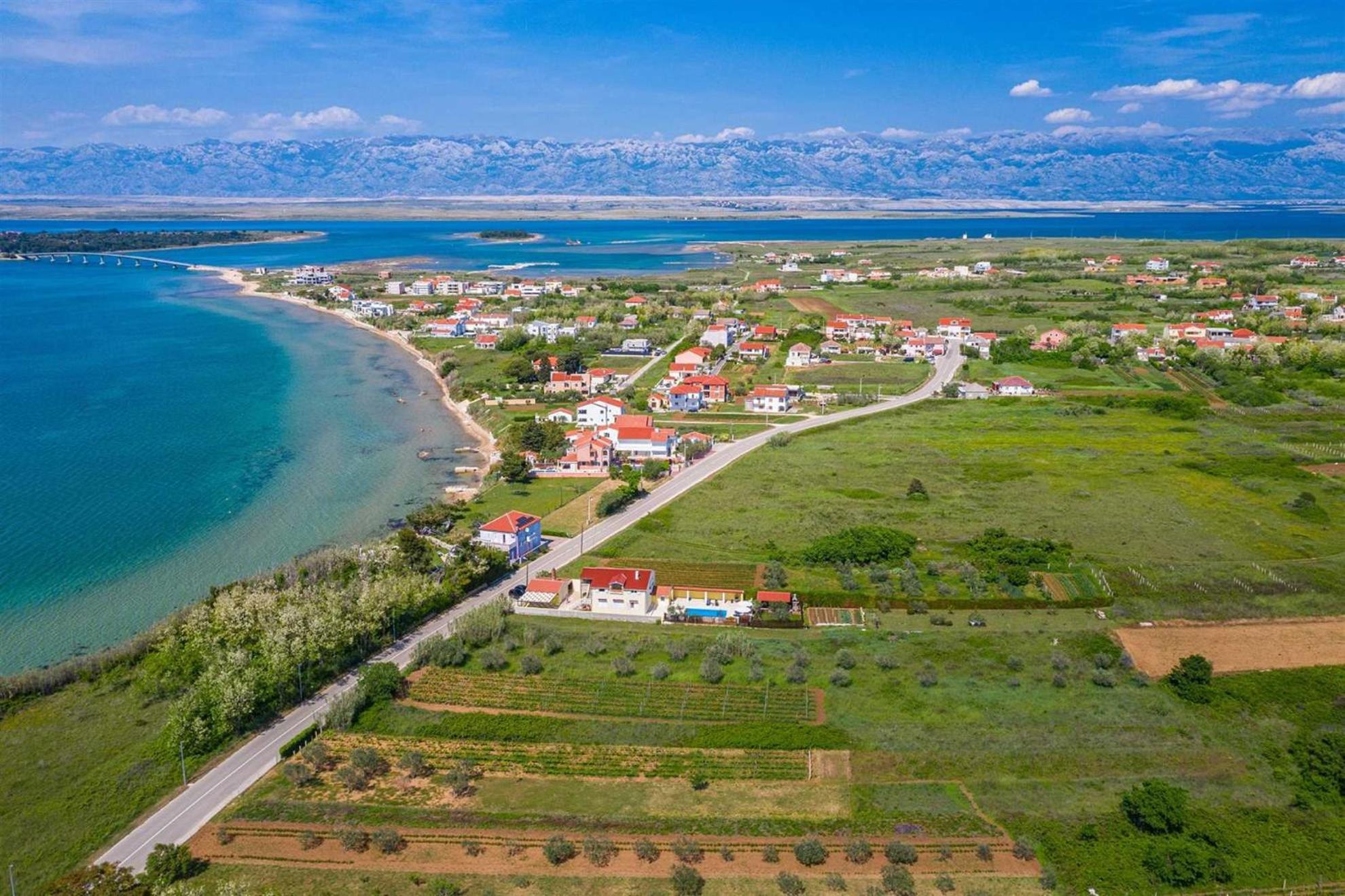 Apartment House Simoni With Pool, Zadar County Privlaka  Extérieur photo