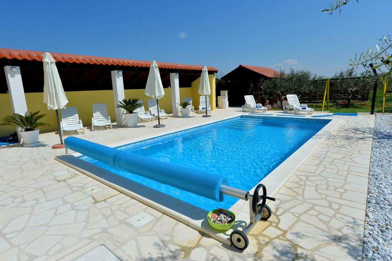 Apartment House Simoni With Pool, Zadar County Privlaka  Extérieur photo